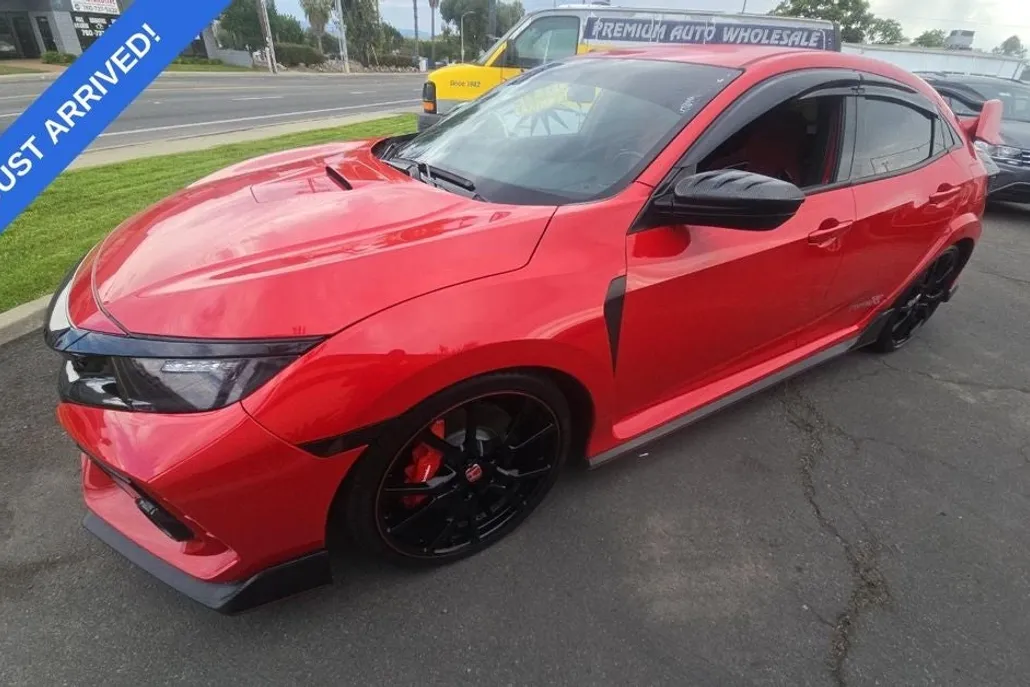 2018 Honda Civic Type R Touring photo 1