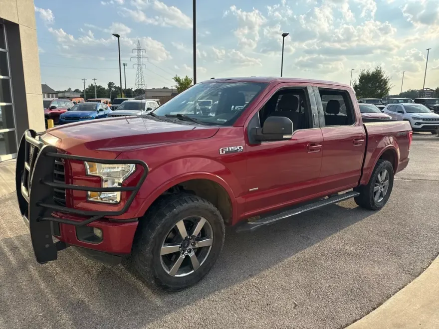 2016 Ford F-150 XLT photo 1