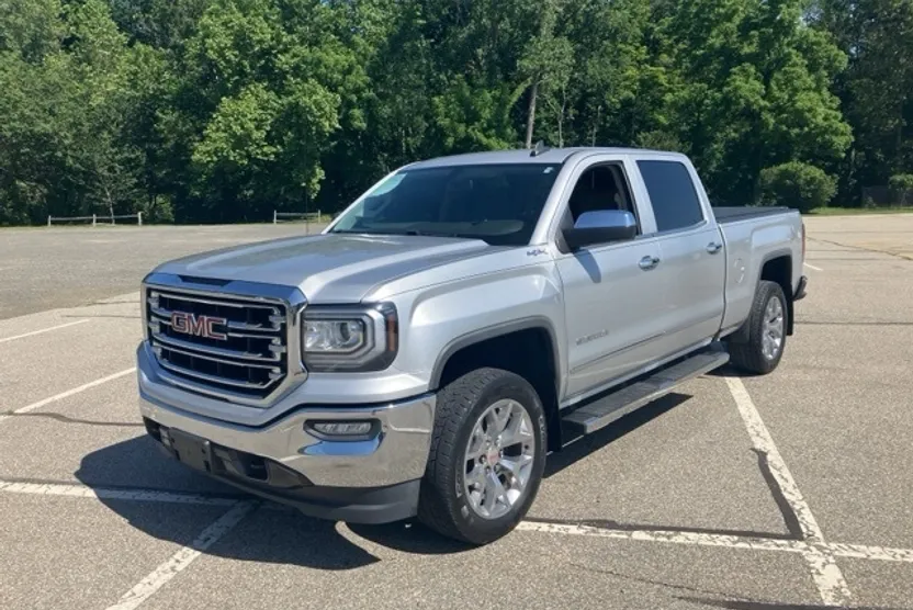 2018 Gmc Sierra 1500 SLT photo 1