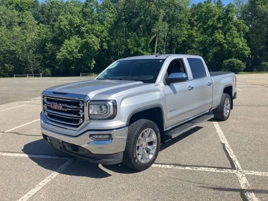 2018 Gmc Sierra 1500 SLT photo 1
