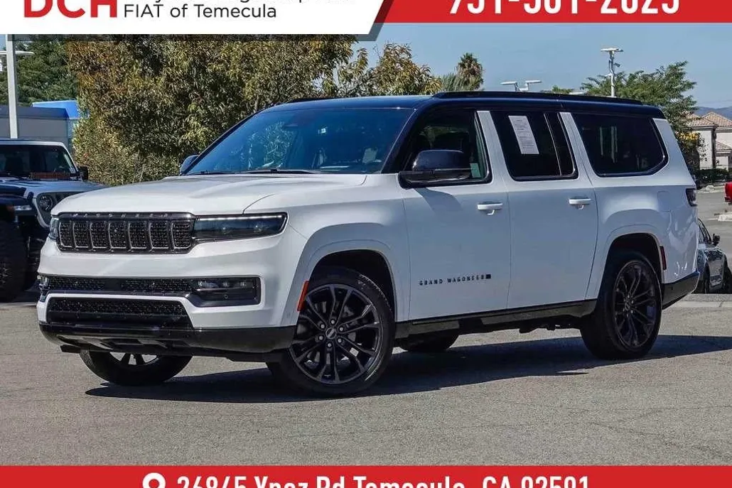 2024 Jeep Grand Wagoneer L II photo 1