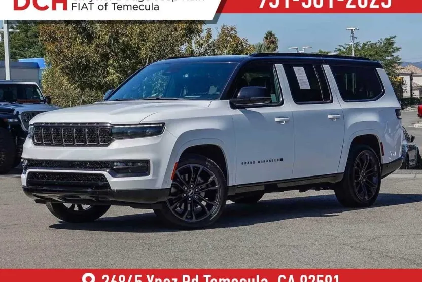 2024 Jeep Grand Wagoneer L II photo 1