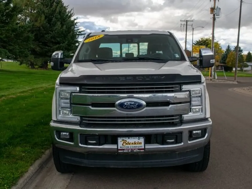 2018 Ford F-350 Lariat photo 2