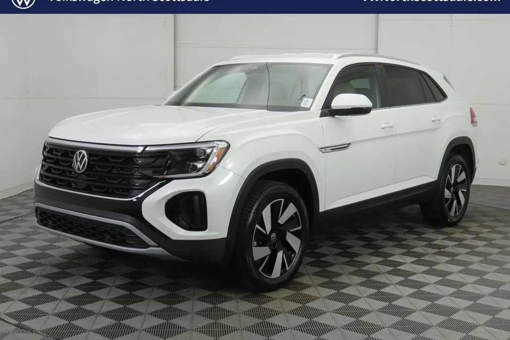 2026 Volkswagen Atlas Cross Sport SE Technology photo 1