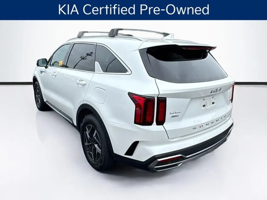 2022 Kia Sorento Hybrid S photo 1