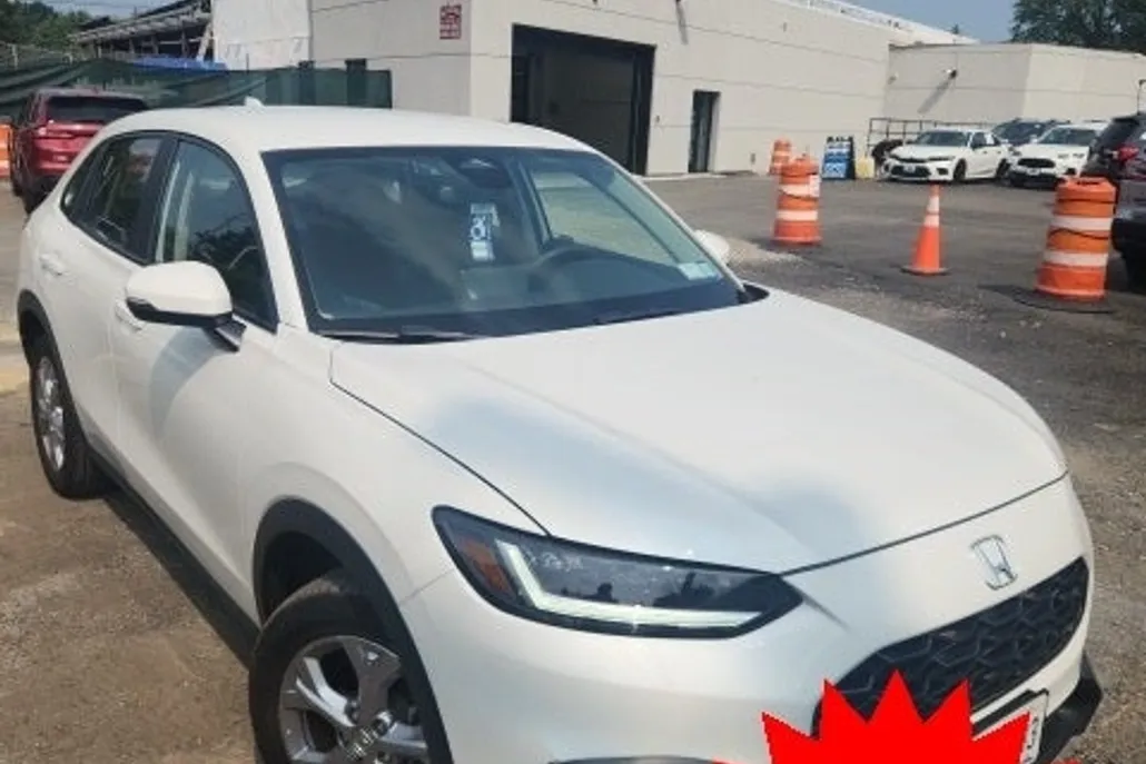 2023 Honda HR-V LX photo 1