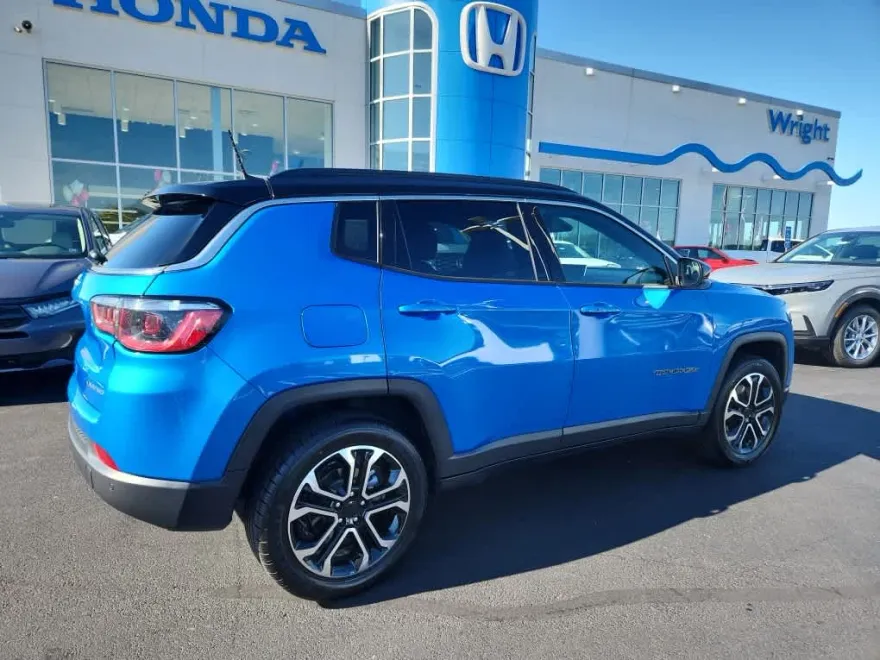 2024 Jeep Compass Limited photo 1