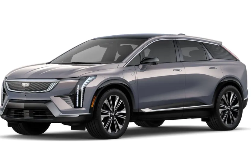 2025 Cadillac Optiq Luxury photo 1