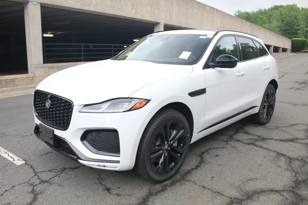 2026 Jaguar F-PACE P250 R-Dynamic S photo 1
