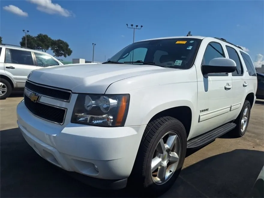 2013 Chevrolet Tahoe LT photo 1