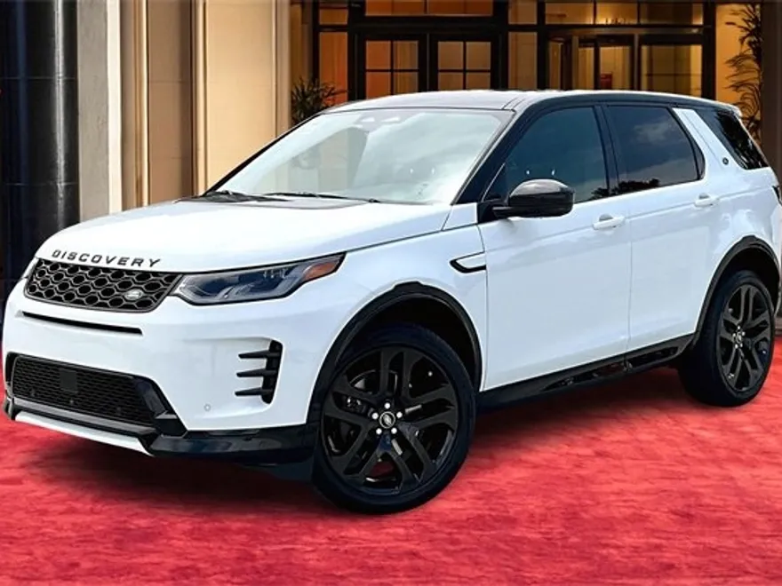 2025 Land Rover Discovery Sport Dynamic SE photo 1