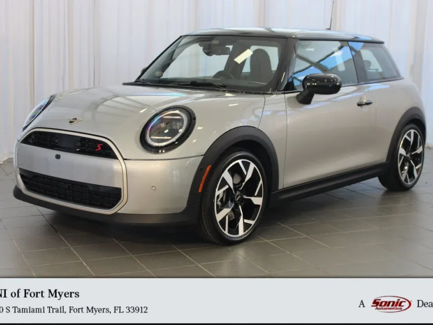 2025 Mini Cooper Hardtop S photo 1