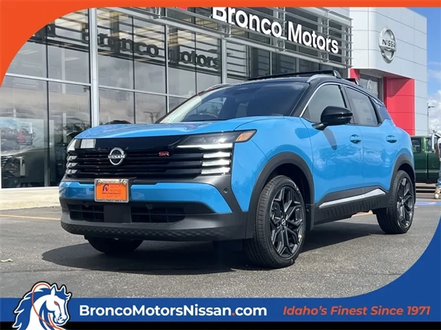 2025 Nissan Kicks SR photo 1