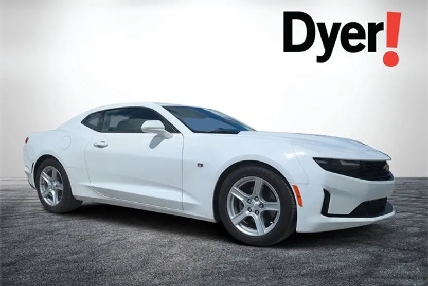 2023 Chevrolet Camaro 1LT photo 1