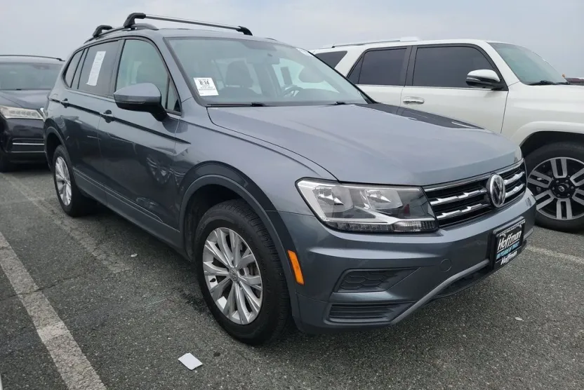 2020 Volkswagen Tiguan S photo 1