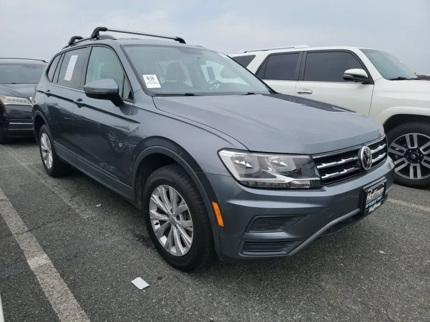 2020 Volkswagen Tiguan S photo 1
