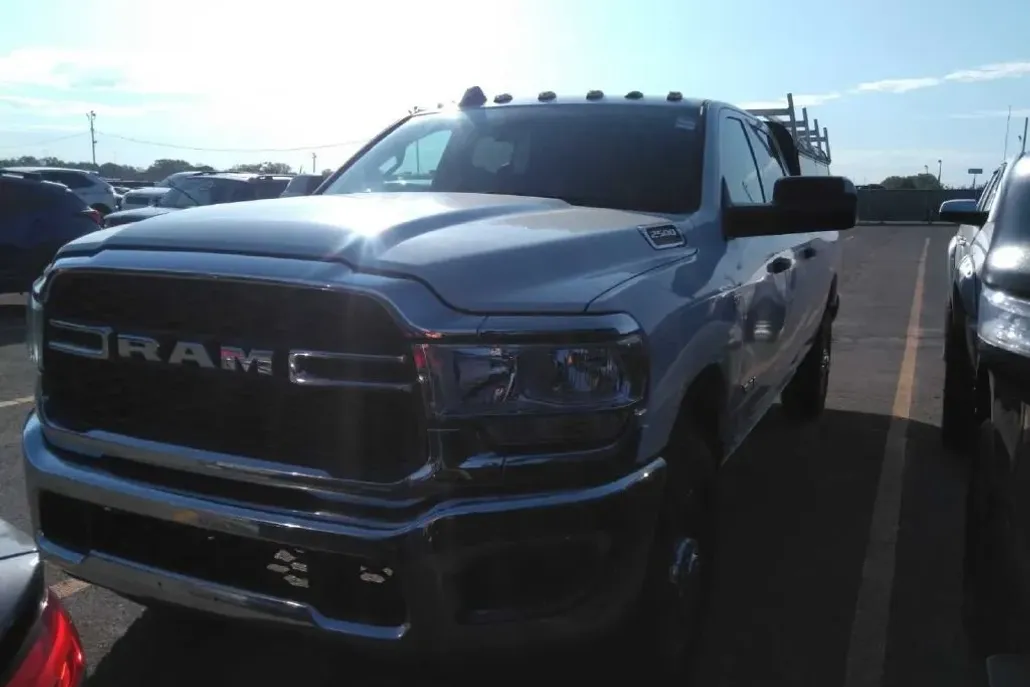 2022 Ram 2500 Tradesman photo 1