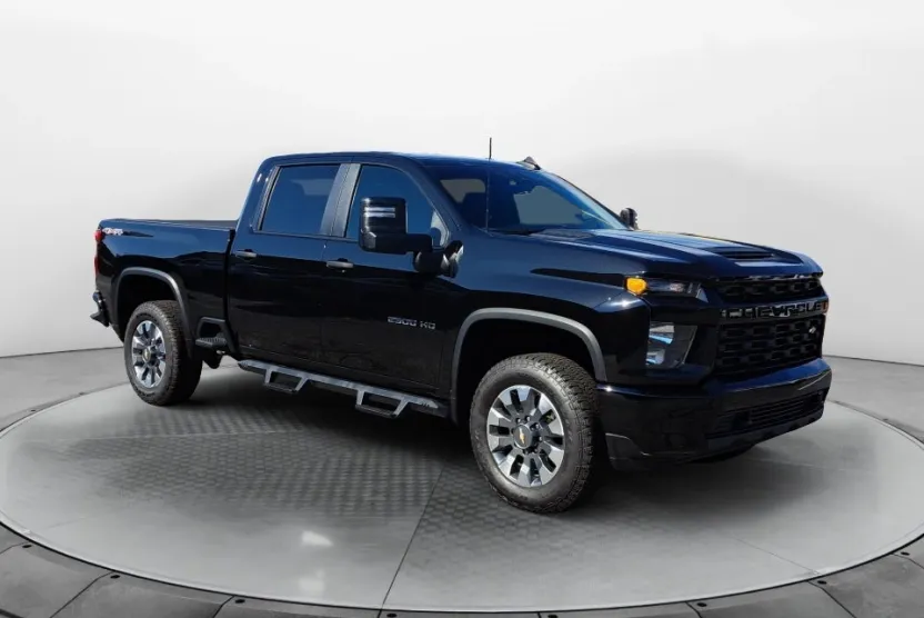 2022 Chevrolet Silverado 2500HD Custom photo 1