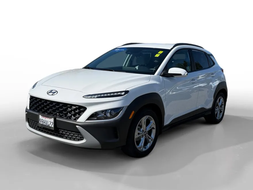 2022 Hyundai Kona SEL photo 1
