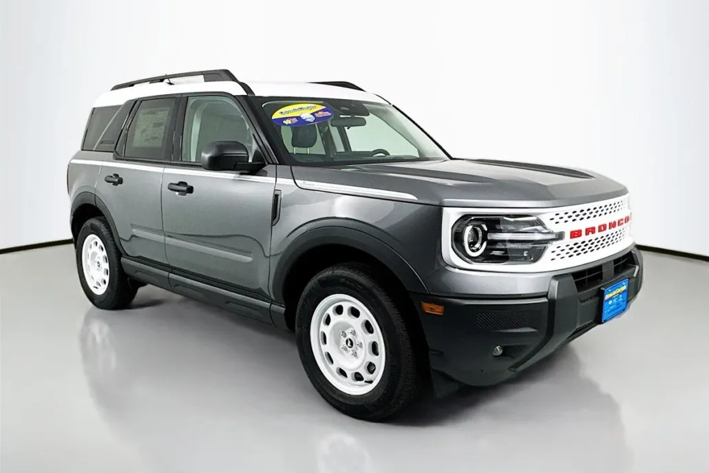 2025 Ford Bronco Sport Heritage photo 1