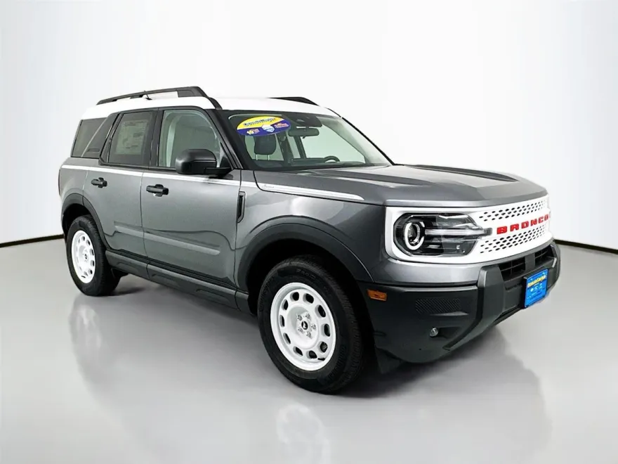 2025 Ford Bronco Sport Heritage photo 1