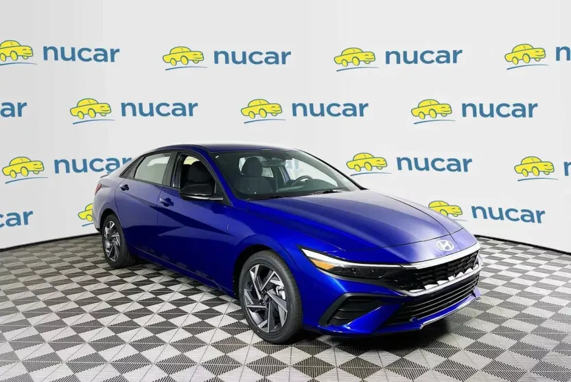 2025 Hyundai Elantra SEL Sport photo 1