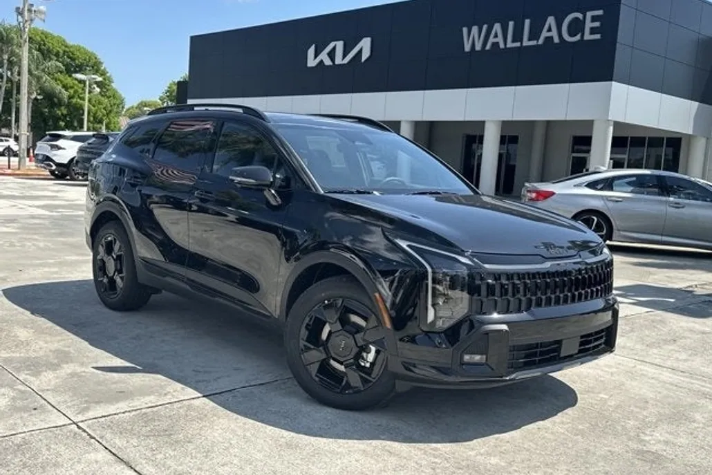 2026 Kia Sportage X-Line photo 1