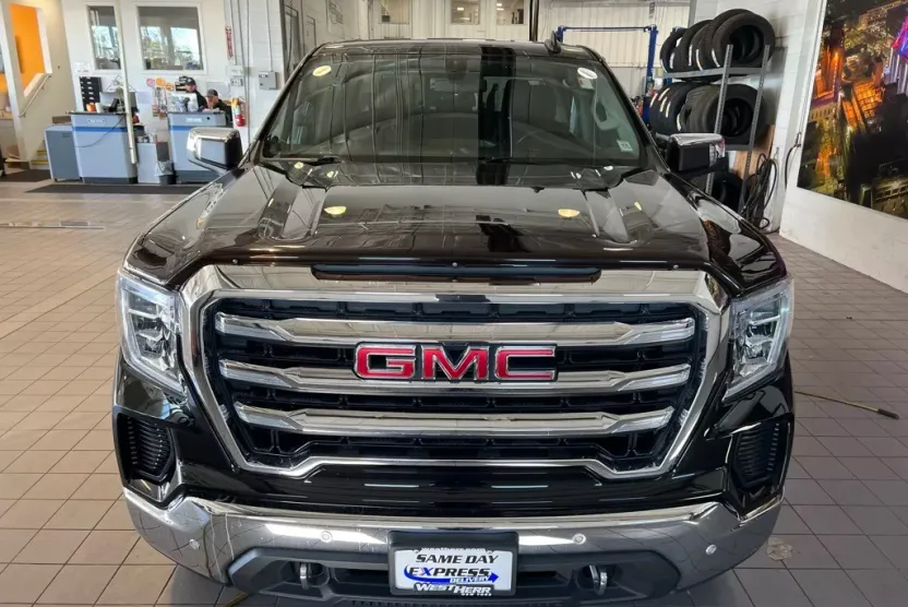 2019 Gmc Sierra 1500 SLE photo 1