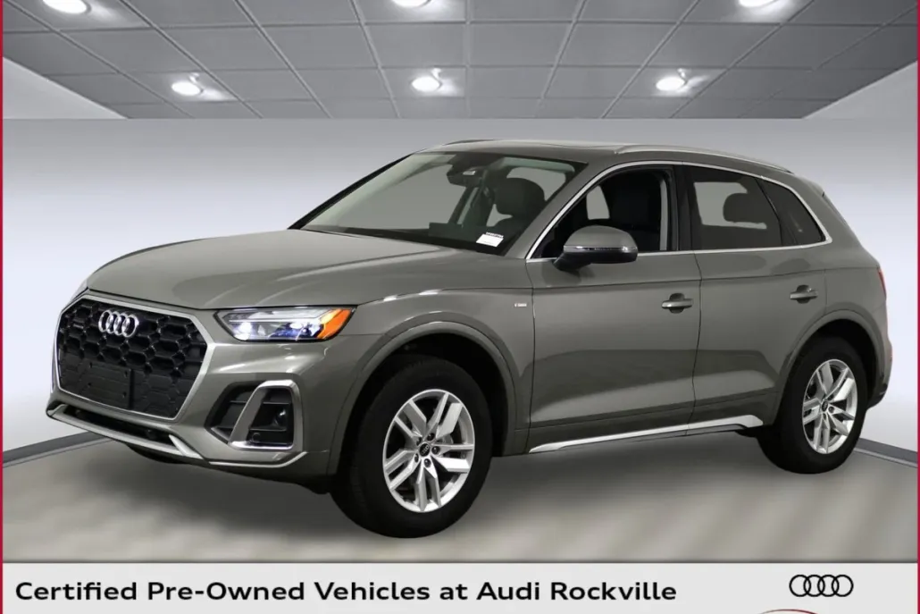 2023 Audi Q5 S line Premium photo 1