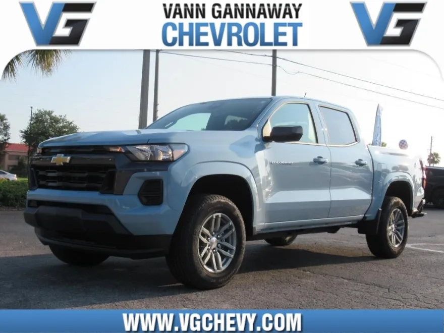 2026 Chevrolet Colorado LT photo 1