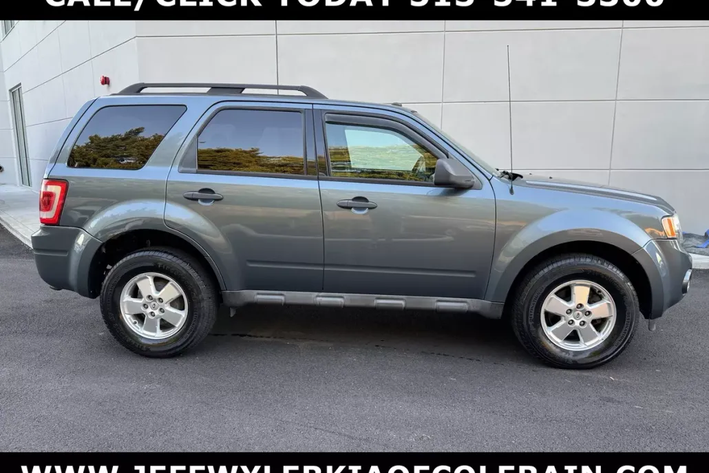 2012 Ford Escape XLT photo 1