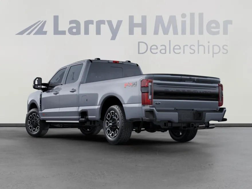 2025 Ford F-350 Platinum photo 1