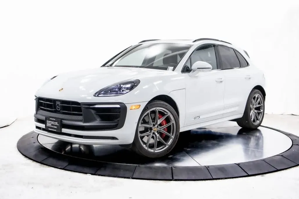 2024 Porsche Macan GTS photo 1