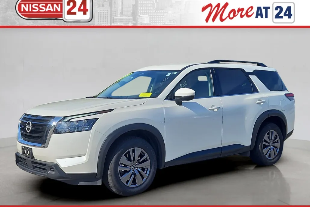 2024 Nissan Pathfinder SV photo 1