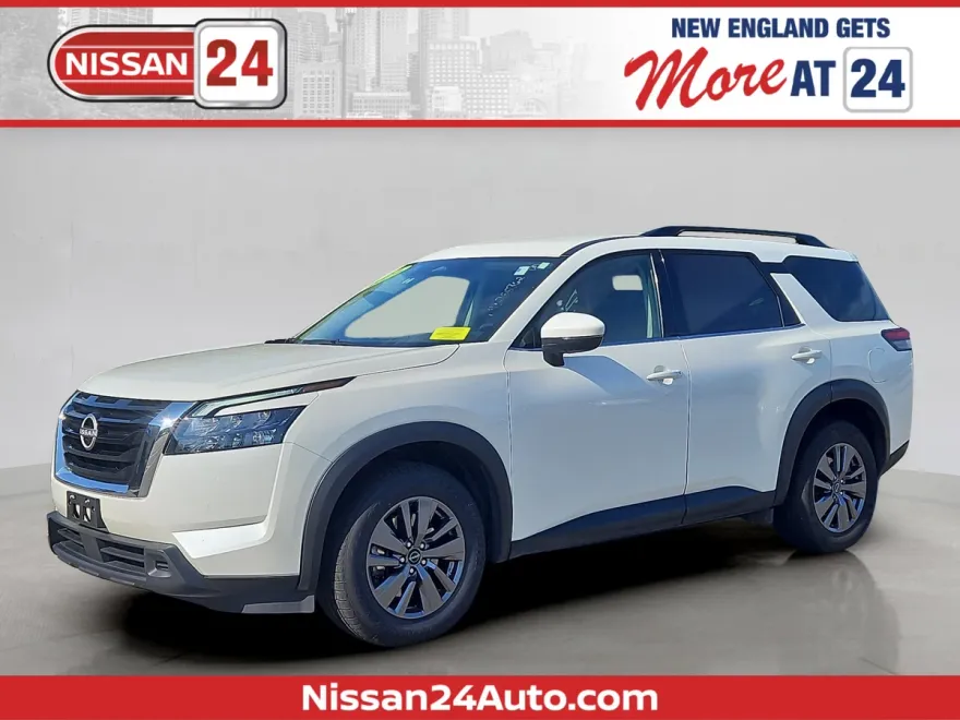2024 Nissan Pathfinder SV photo 1
