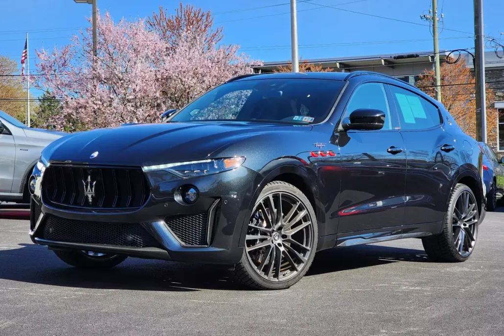 2022 Maserati Levante Trofeo photo 1