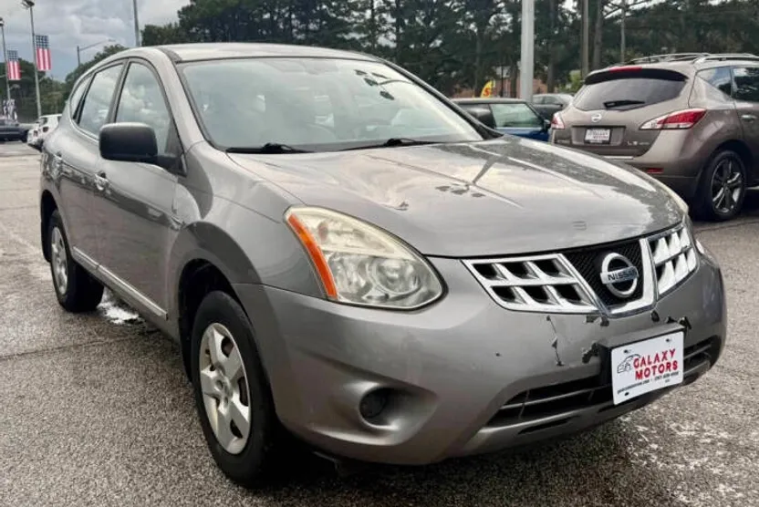 2011 Nissan Rogue S photo 1