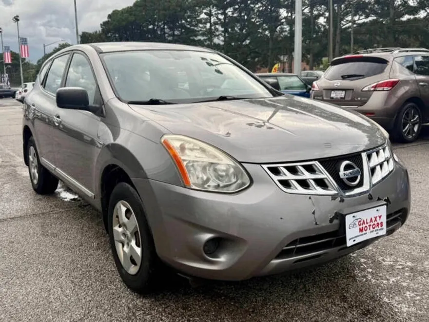 2011 Nissan Rogue S photo 1