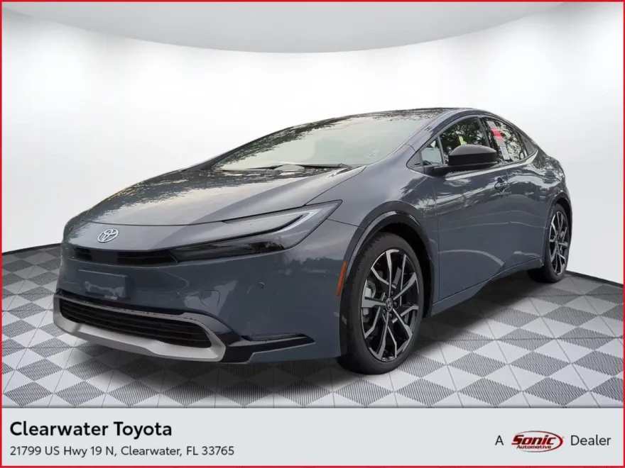 2026 Toyota Prius XSE Plug-in Hybrid photo 1