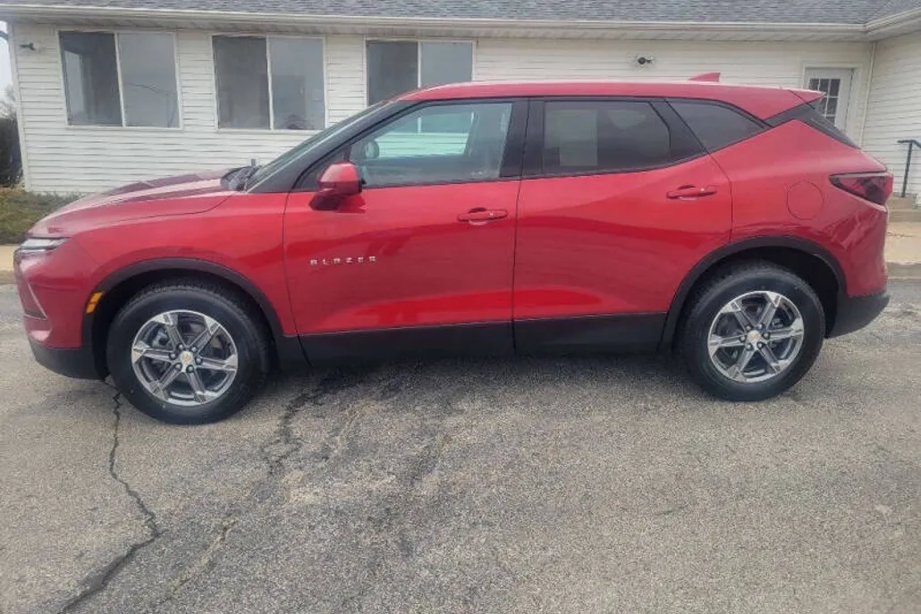 2023 Chevrolet Blazer 2LT photo 1