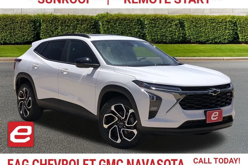 2025 Chevrolet Trax photo 1