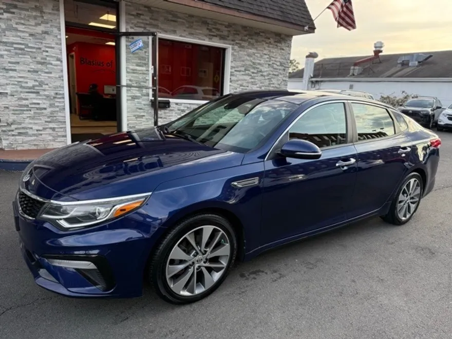 2019 Kia Optima LX S photo 1