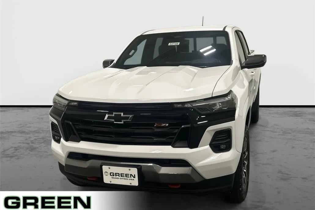 2025 Chevrolet Colorado Z71 photo 1