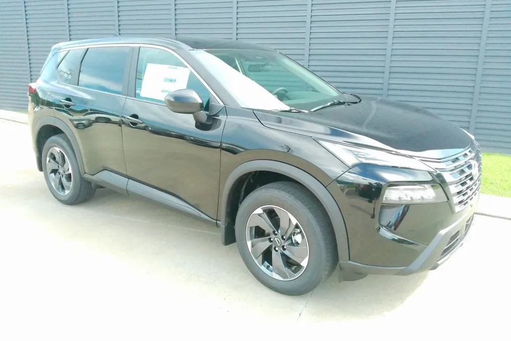 2025 Nissan Rogue SV photo 1