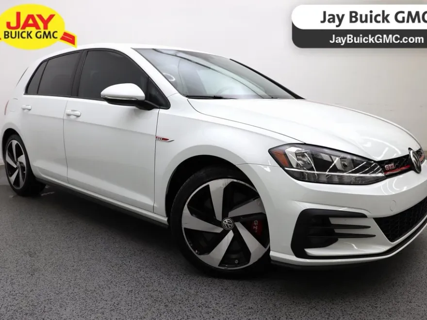 2020 Volkswagen Golf GTI photo 1