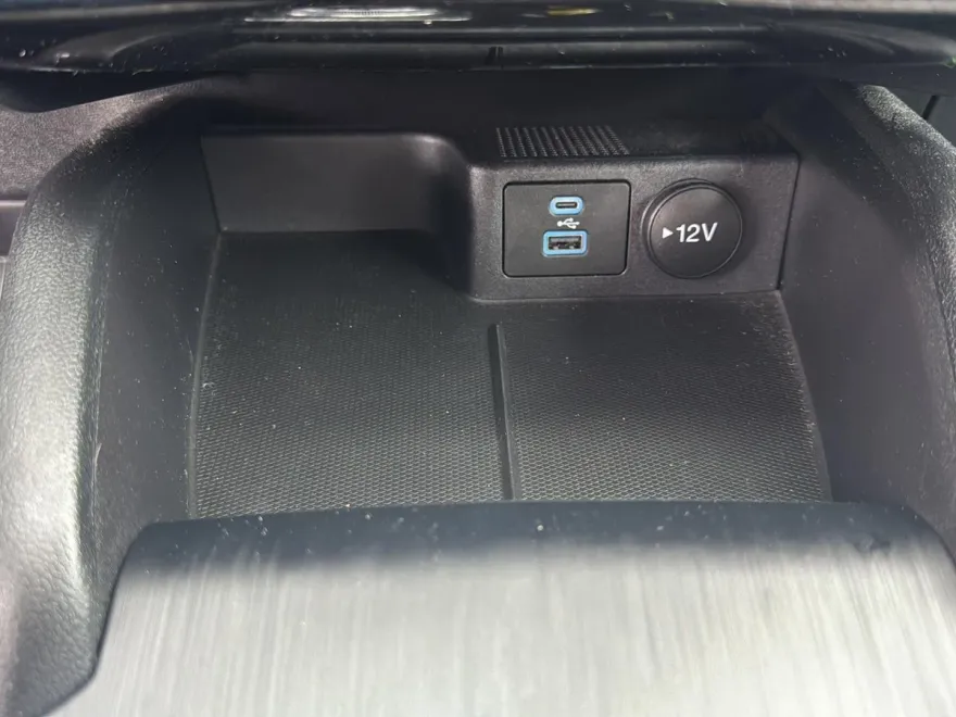 2022 Ford Escape SE photo 17