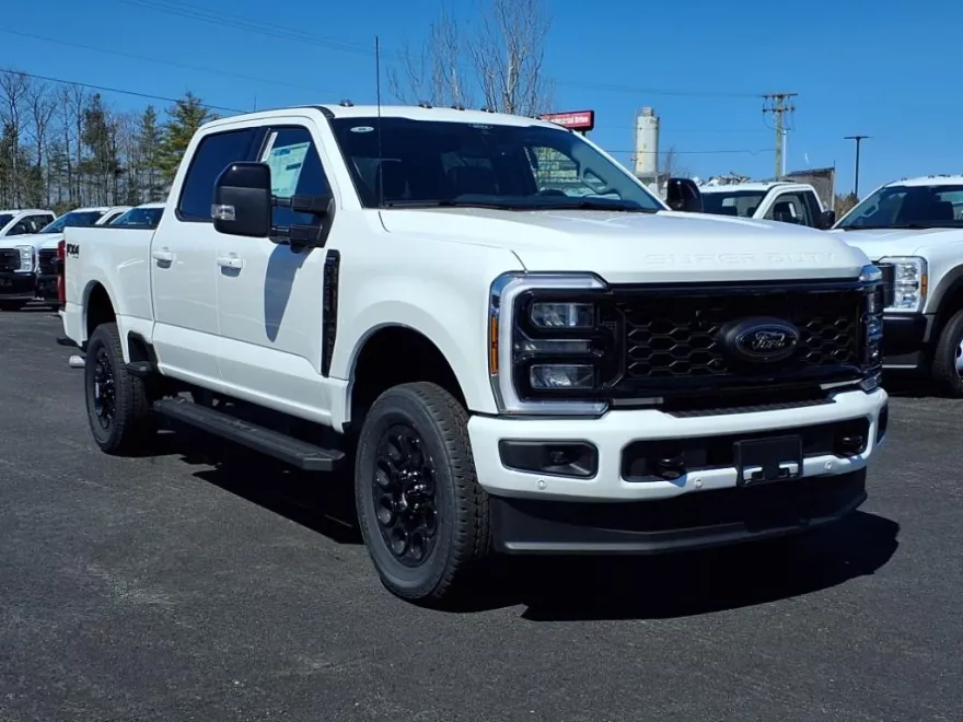 2025 Ford F-350 photo 1