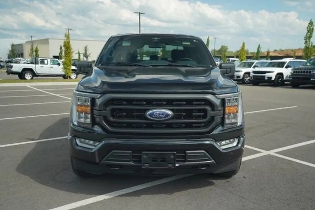 2023 Ford F-150 XLT photo 1