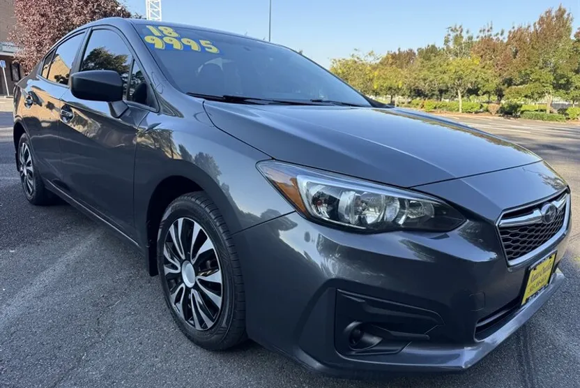 2018 Subaru Impreza 2.0i photo 1