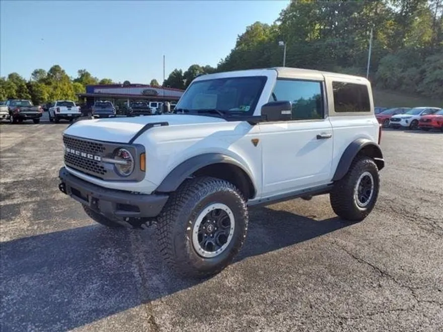 2024 Ford Bronco Badlands photo 7